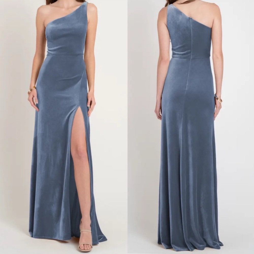 Jenny Yoo Cybill Velvet Blue Asymmetrical One-Shoulder Bridesmaid Dress Size 8